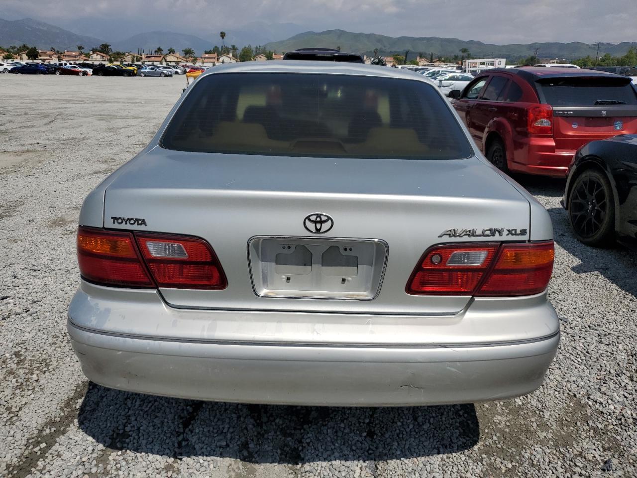 1999 Toyota Avalon Xl VIN: 4T1BF18B2XU321653 Lot: 56152465