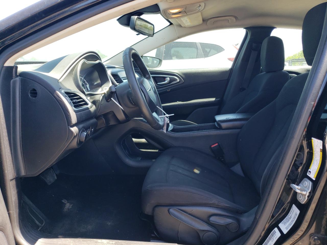 2016 Chrysler 200 Limited VIN: 1C3CCCAB6GN124586 Lot: 64297125