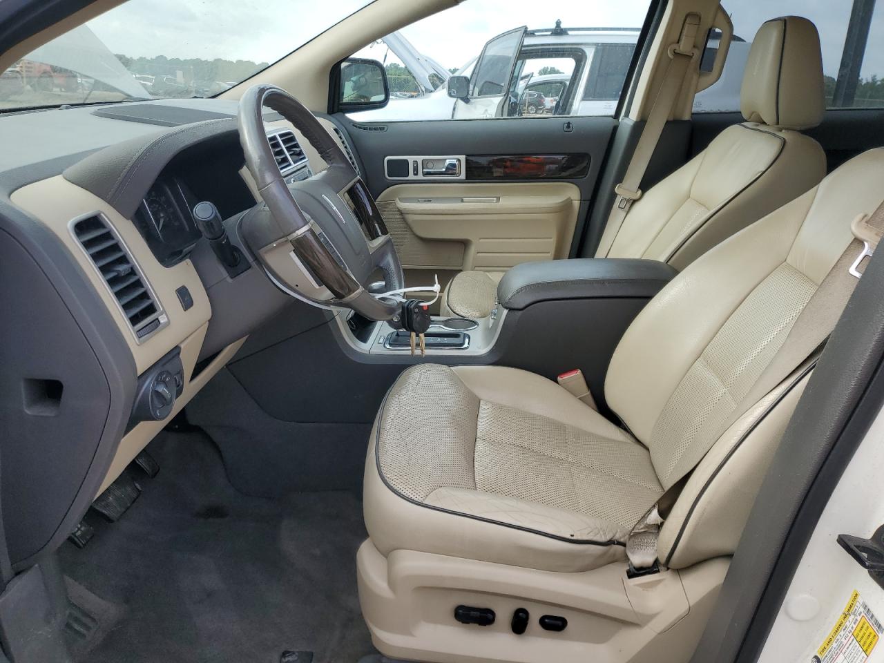 2008 Lincoln Mkx VIN: 2LMDU88C78BJ14462 Lot: 57132625