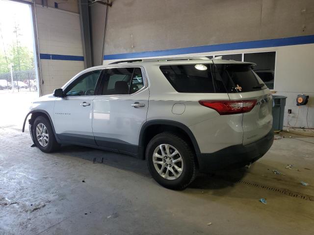  CHEVROLET TRAVERSE 2018 Srebrny
