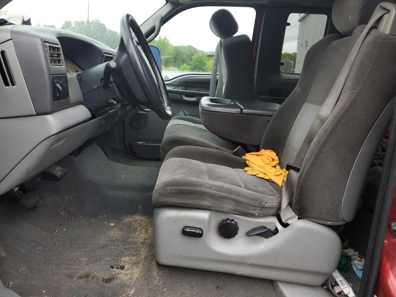 2002 Ford F250 Super Duty VIN: 1FTNX21LX2EA87031 Lot: 57559135