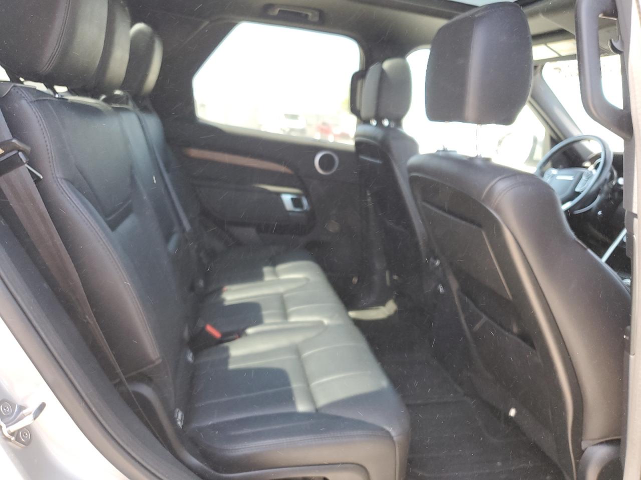 2017 Land Rover Discovery Hse VIN: SALRRBBV8HA040794 Lot: 56170205