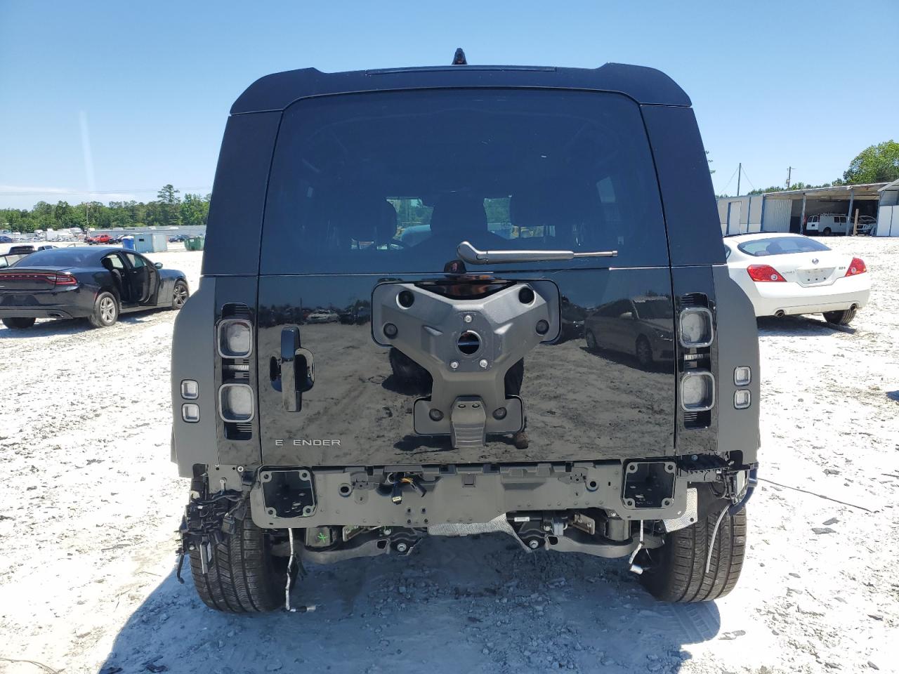 2025 Land Rover Defender 110 VIN: SALEWEEE7S2416830 Lot: 57933135