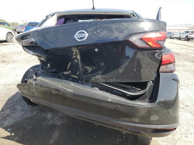  NISSAN VERSA 2020 Чорний