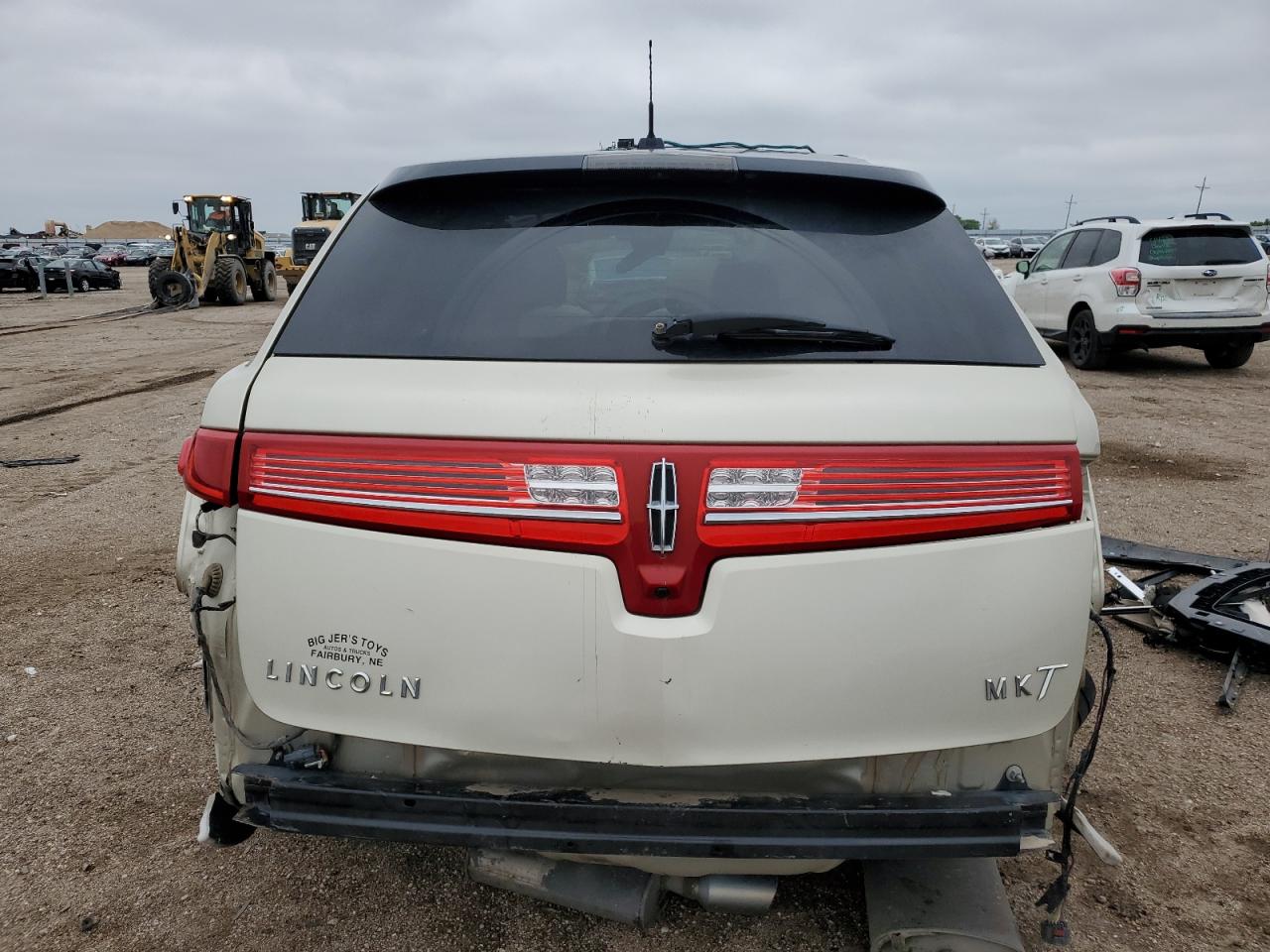2011 Lincoln Mkt VIN: 2LMHJ5FR3BBJ52617 Lot: 57135645