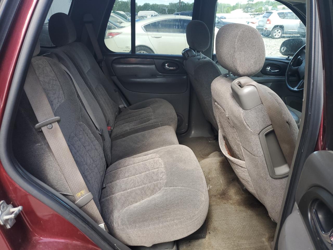 2004 GMC Envoy VIN: 1GKDT13S042276561 Lot: 57977895