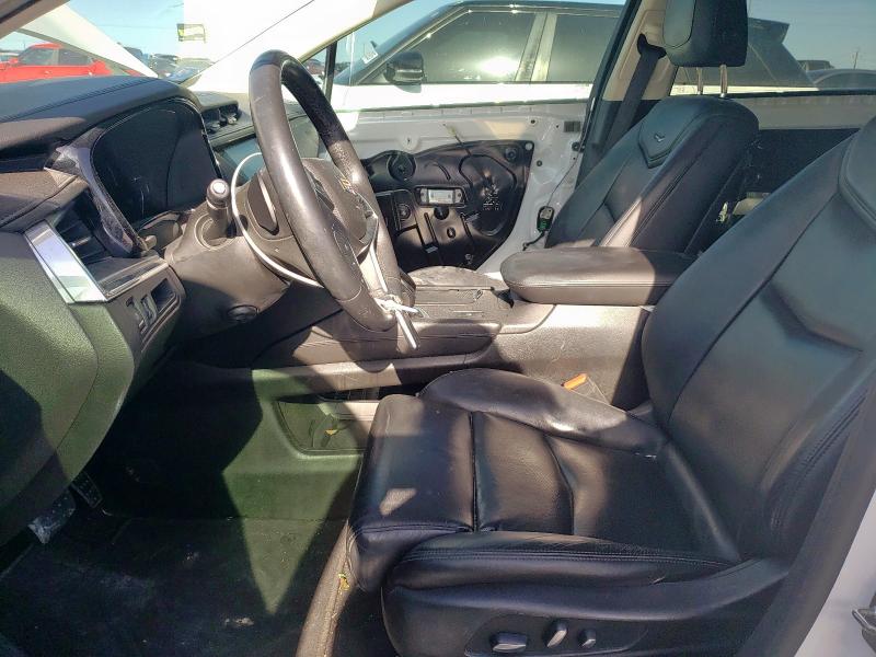  CADILLAC XT5 2017 White