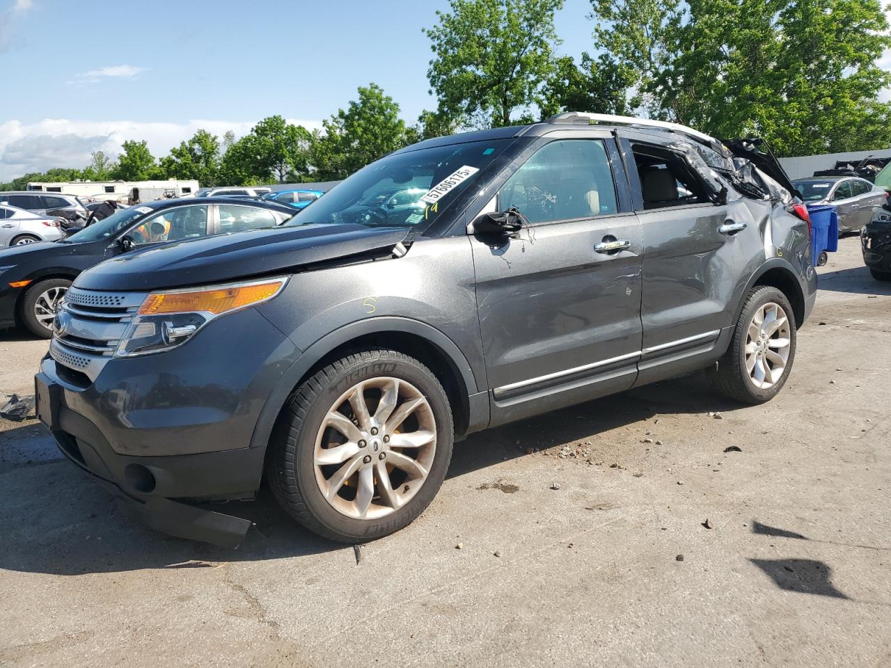 2015 Ford Explorer Xlt იყიდება Bridgeton-ში, MO - All Over