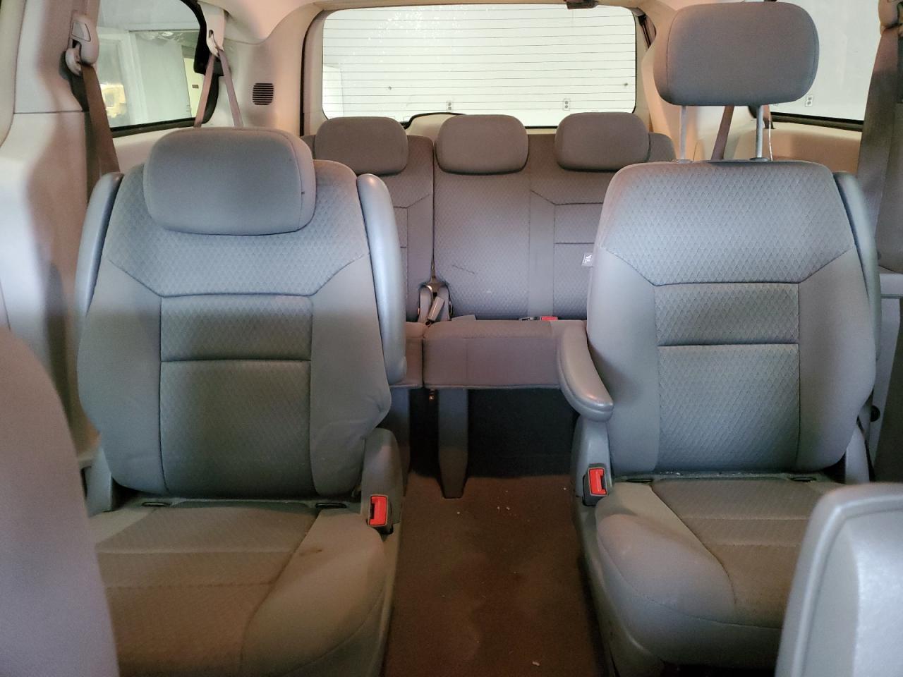 2009 Chrysler Town & Country Lx VIN: 2A8HR44E69R619946 Lot: 57818975