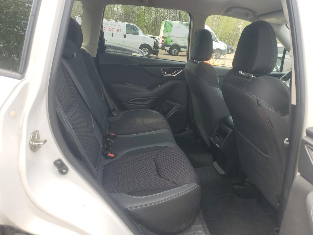 2019 Subaru Forester Premium VIN: JF2SKEGC5KH575104 Lot: 56400745