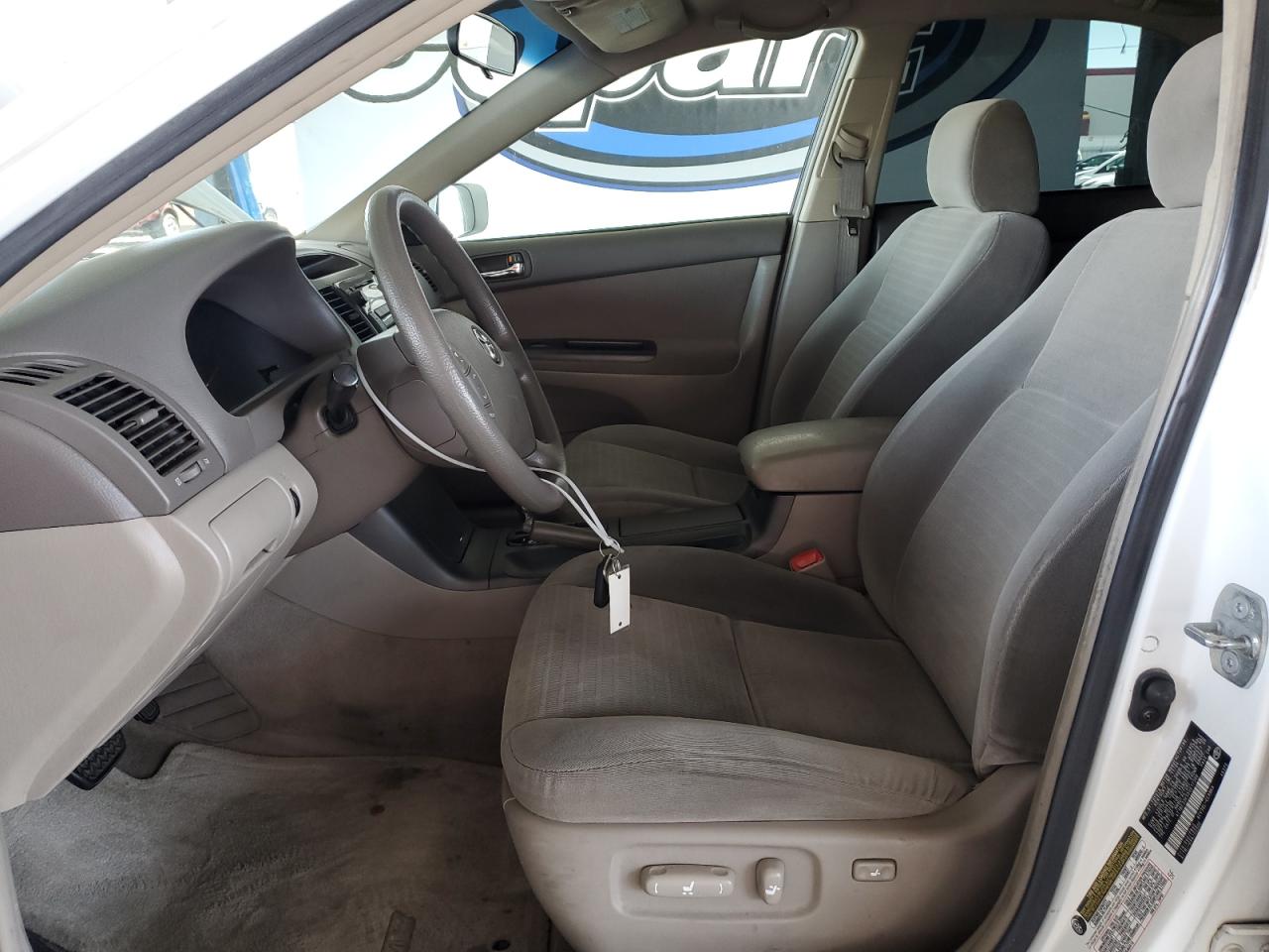 2005 Toyota Camry Le VIN: 4T1BE32K55U017396 Lot: 56883055