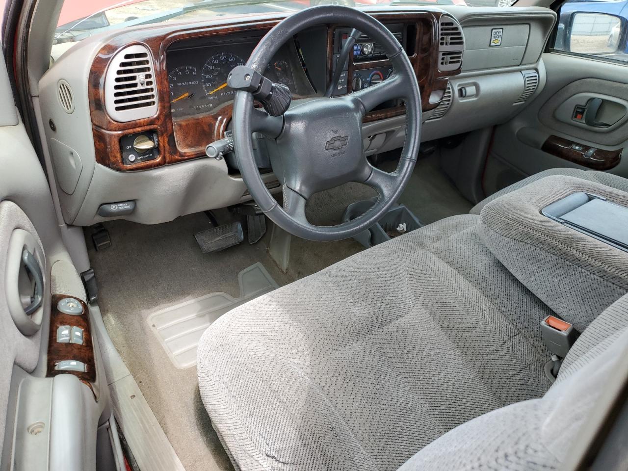 1998 Chevrolet Gmt-400 K1500 VIN: 1GCEK19RXWR148586 Lot: 55128855