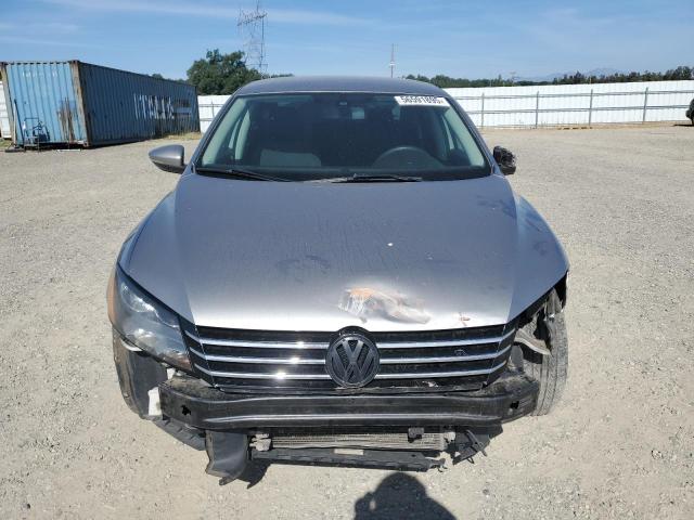  VOLKSWAGEN PASSAT 2012 Srebrny