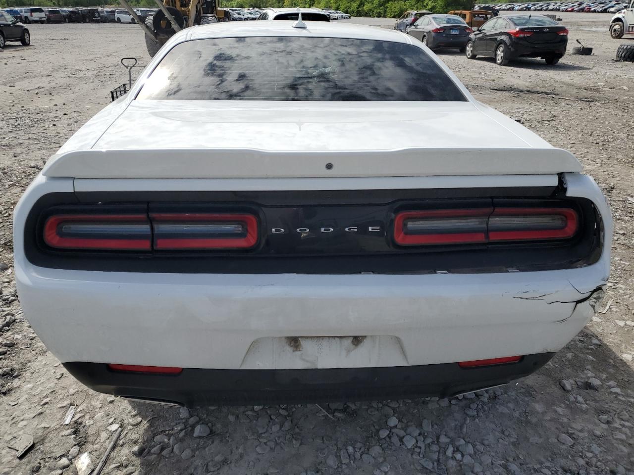 2018 Dodge Challenger Sxt VIN: 2C3CDZAG8JH322176 Lot: 55828745