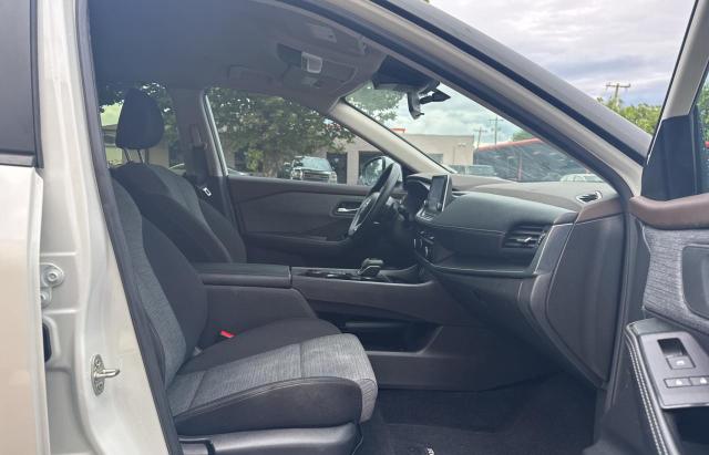  NISSAN ROGUE 2023 White