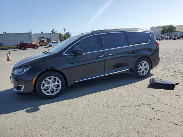  CHRYSLER PACIFICA 2017 Czarny
