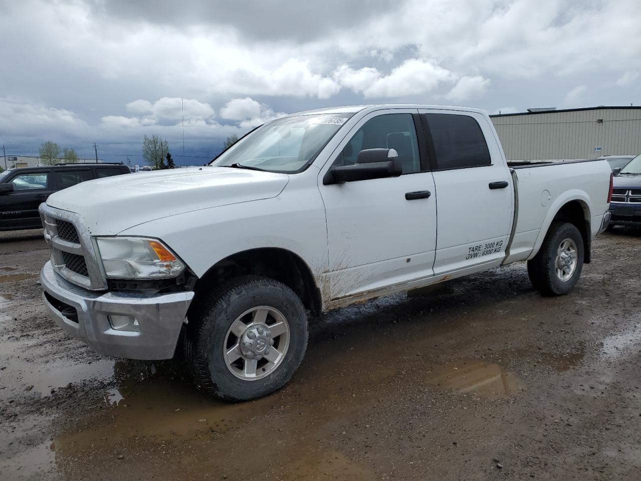 2011 Dodge Ram 2500 للبيع في Rocky View County، AB - Front End