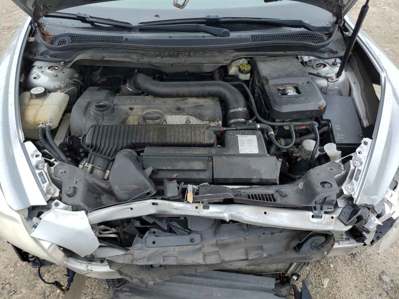 2011 Volvo C70 T5 VIN: YV1672MC8BJ116589 Lot: 57157755