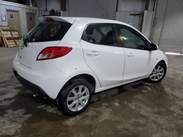 Хэтчбеки MAZDA 2 2014 Белый