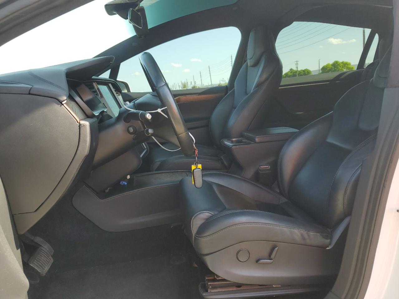 2018 Tesla Model X VIN: 5YJXCAE21JF104196 Lot: 57329715