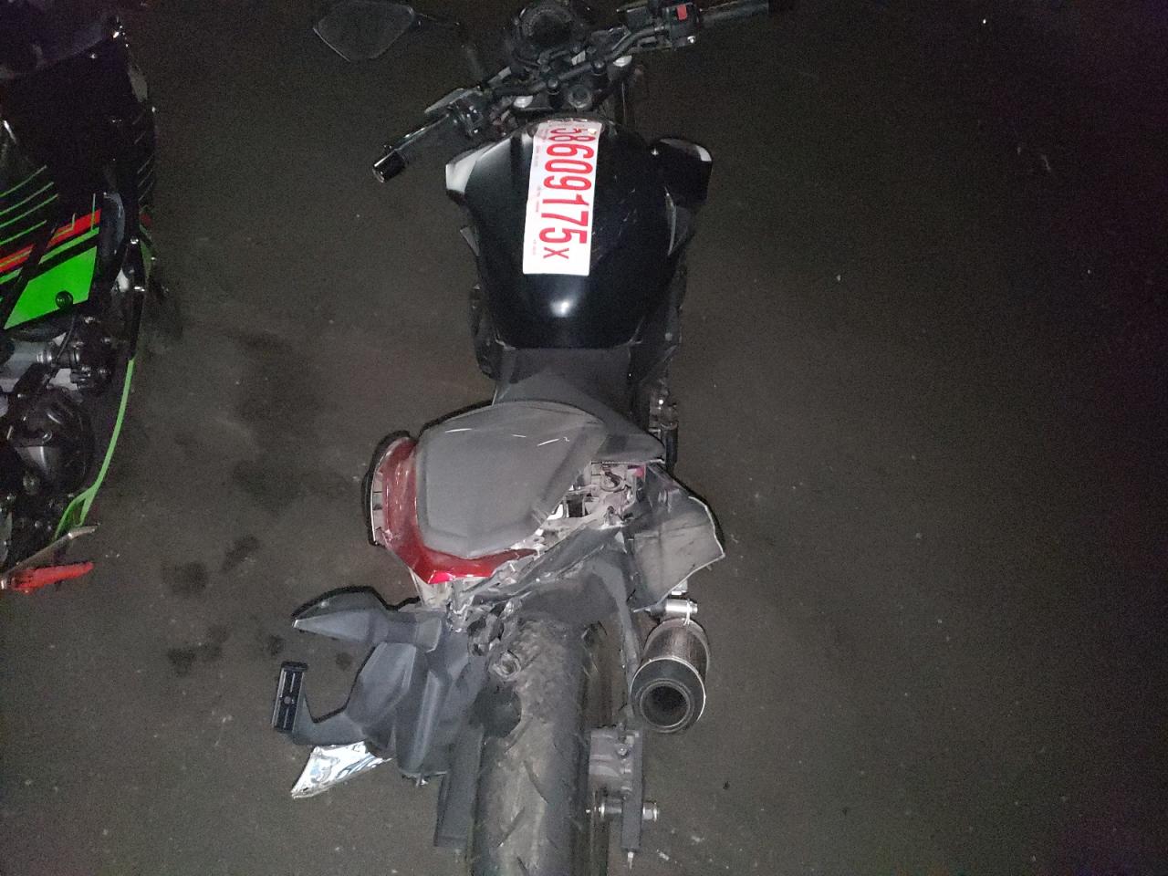 2021 Kawasaki Er400 D VIN: JKAERKD1XMDAB5798 Lot: 58609175