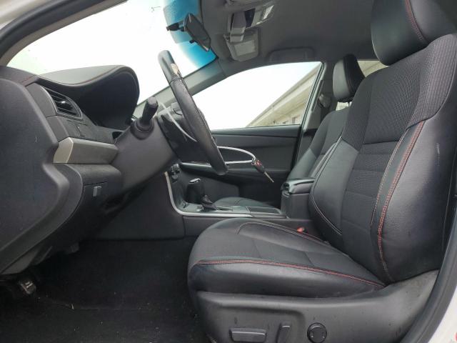  TOYOTA CAMRY 2017 Білий