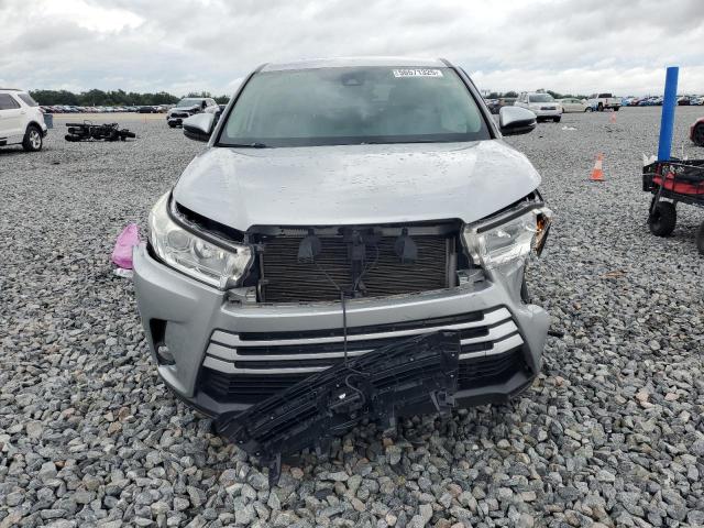  TOYOTA HIGHLANDER 2019 Silver