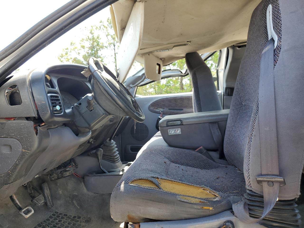 2002 Dodge Ram 2500 VIN: 3B7KF23C42M233274 Lot: 56241475