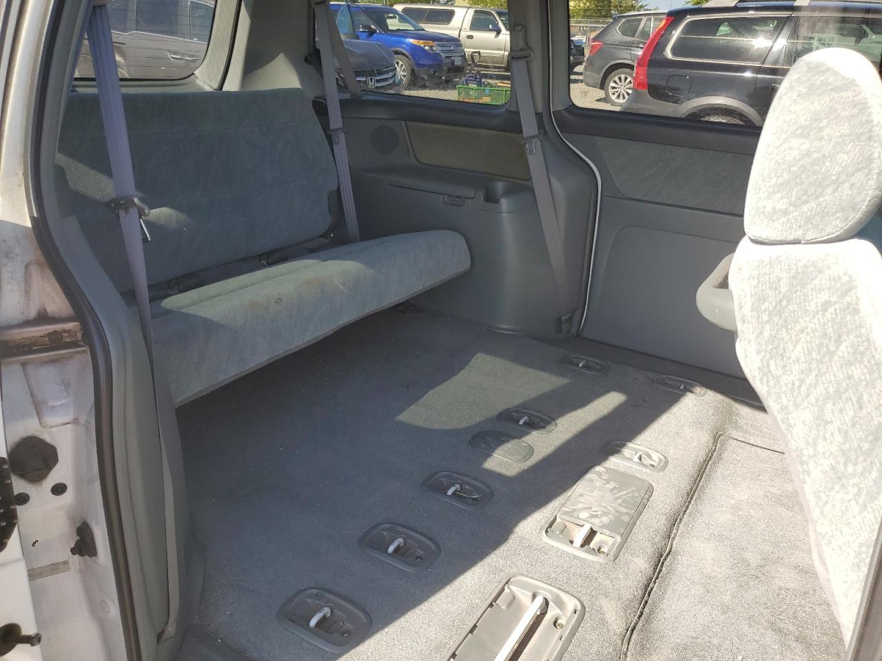 2000 Honda Odyssey Ex VIN: 2HKRL1866YH590880 Lot: 55095595