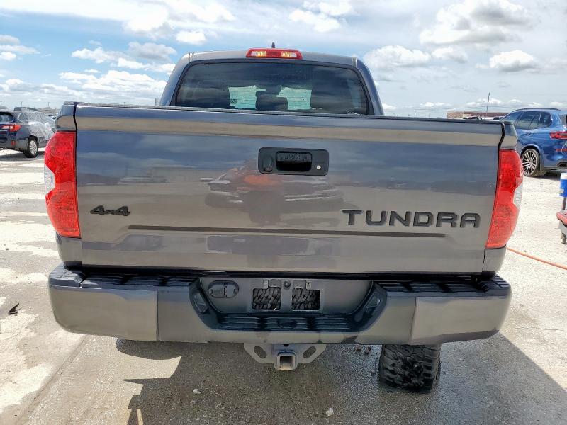  TOYOTA TUNDRA 2021 Szary