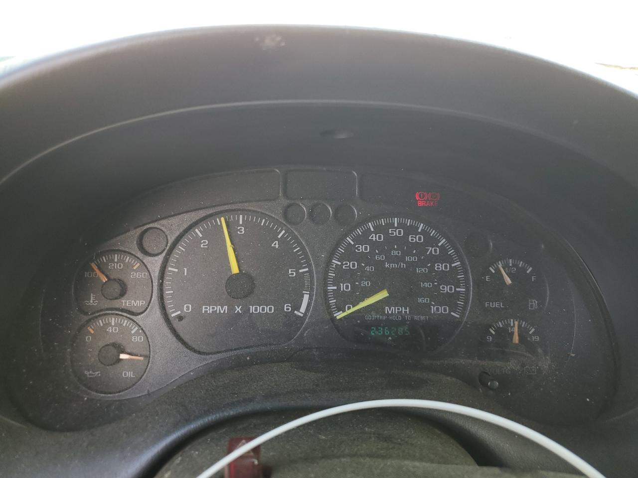 2001 GMC Jimmy VIN: 1GKDT13W512204706 Lot: 55777255