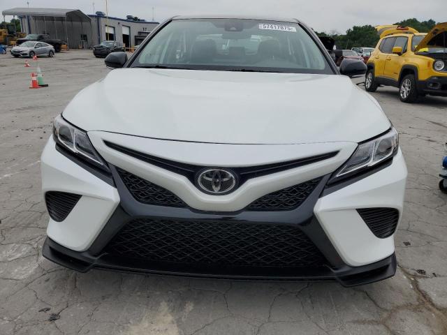  TOYOTA CAMRY 2022 Белый