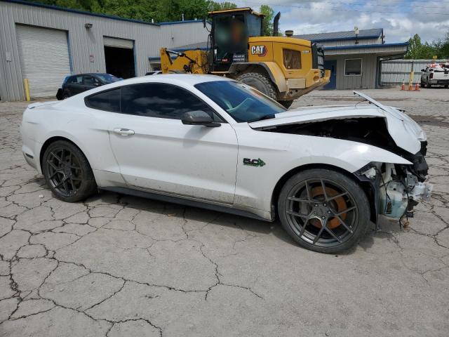 Coupet FORD MUSTANG 2017 Biały