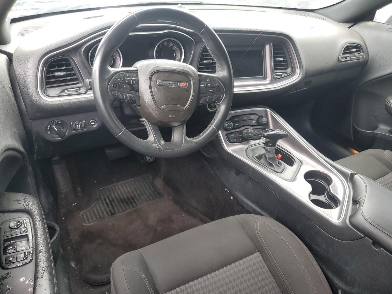 2018 Dodge Challenger Sxt VIN: 2C3CDZAG1JH242444 Lot: 58458265