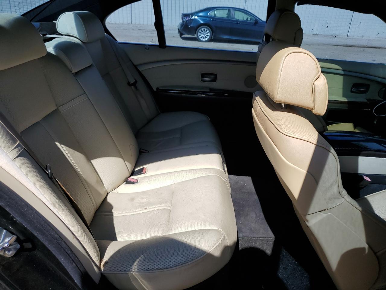 2007 BMW 750 VIN: WBAHN83547DT72175 Lot: 56912175