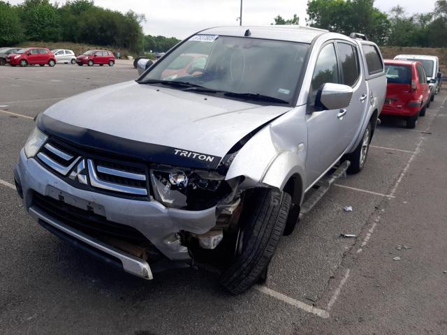 MITSUBISHI L200 BARBA 2014