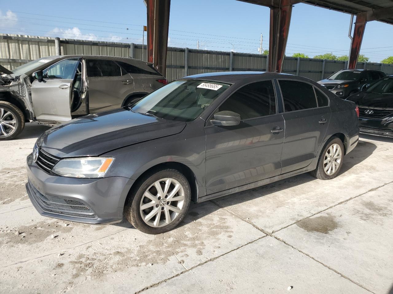 2015 Volkswagen Jetta Se for Sale in Homestead, FL - Minor Dent/Scratches