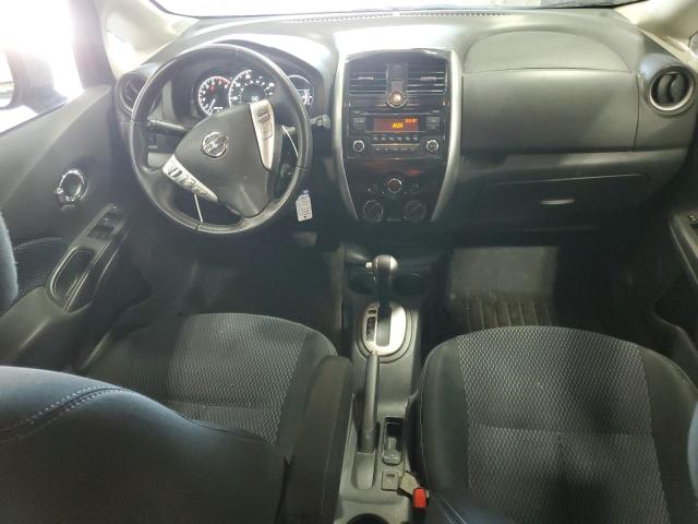  NISSAN VERSA 2015 Srebrny