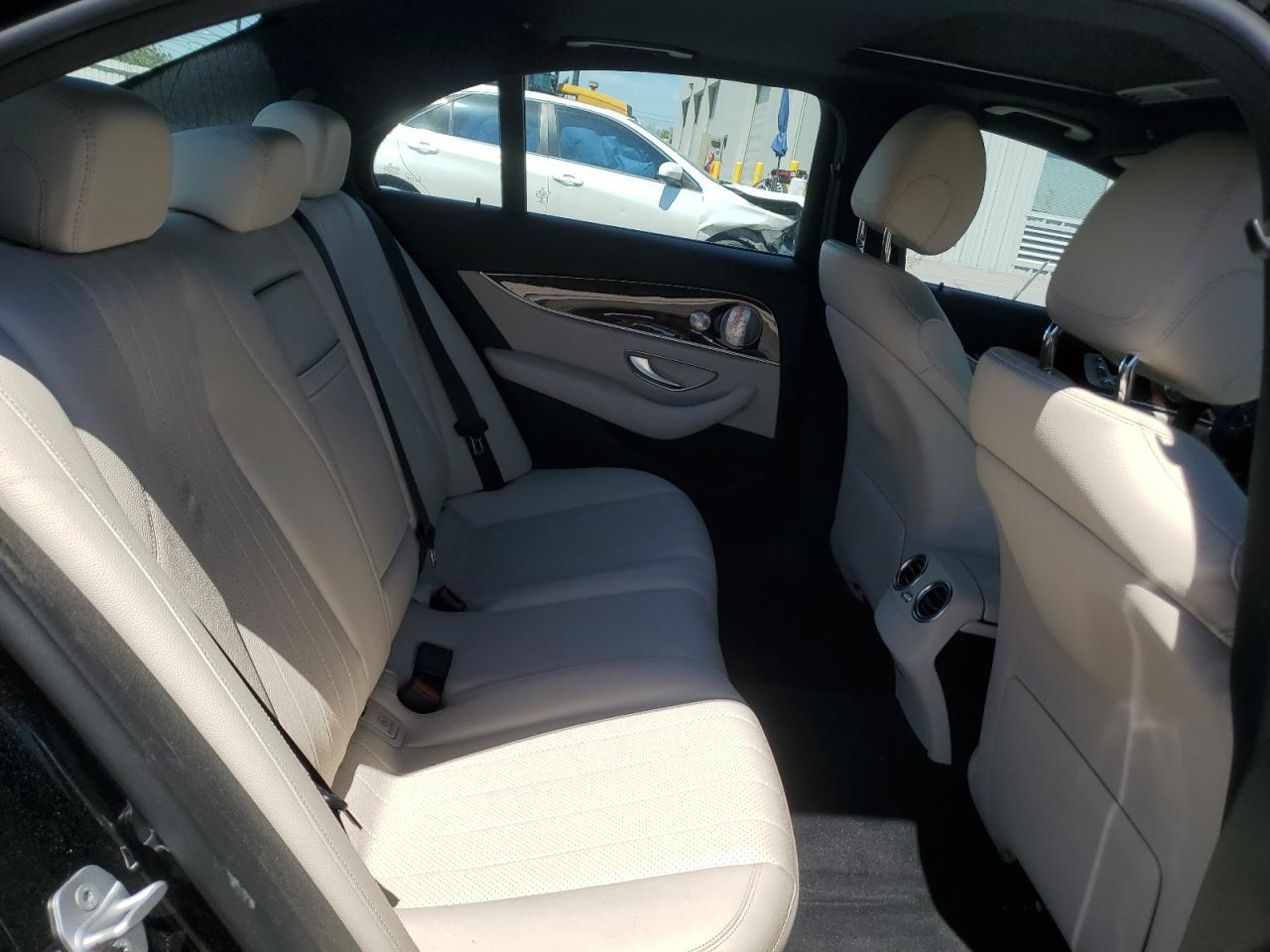 2017 Mercedes-Benz E 300 VIN: WDDZF4JB4HA013603 Lot: 56344795