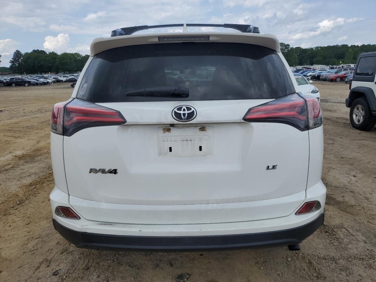 2017 Toyota Rav4 Le VIN: JTMZFREV2HJ133721 Lot: 58948885