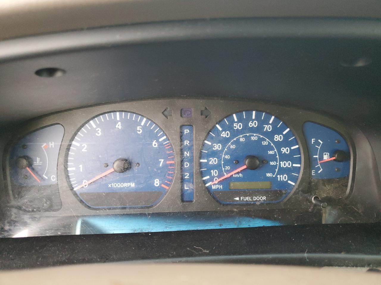 2004 Toyota Sienna Le VIN: 4T3ZF13C02U480380 Lot: 57282185