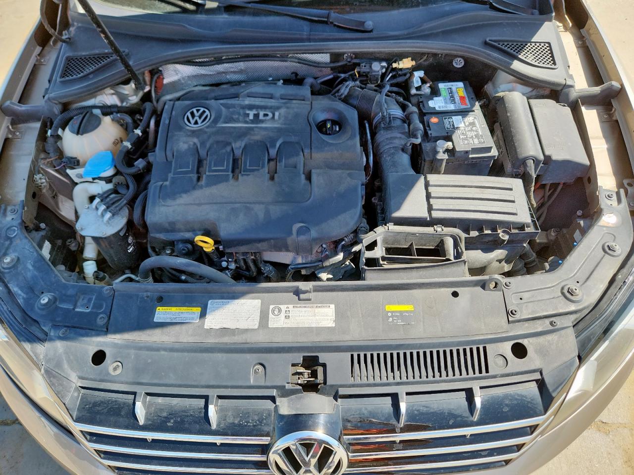 2015 Volkswagen Passat Sel VIN: 1VWCV7A33FC051478 Lot: 58621395