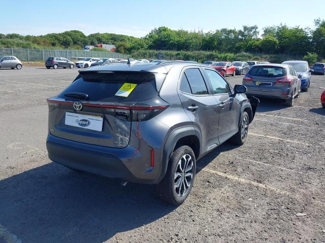 2024 TOYOTA YARIS CROS