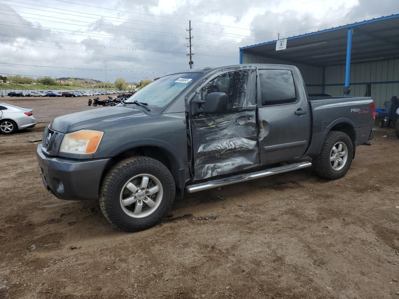 2011 Nissan Titan S იყიდება Colorado Springs-ში, CO - All Over