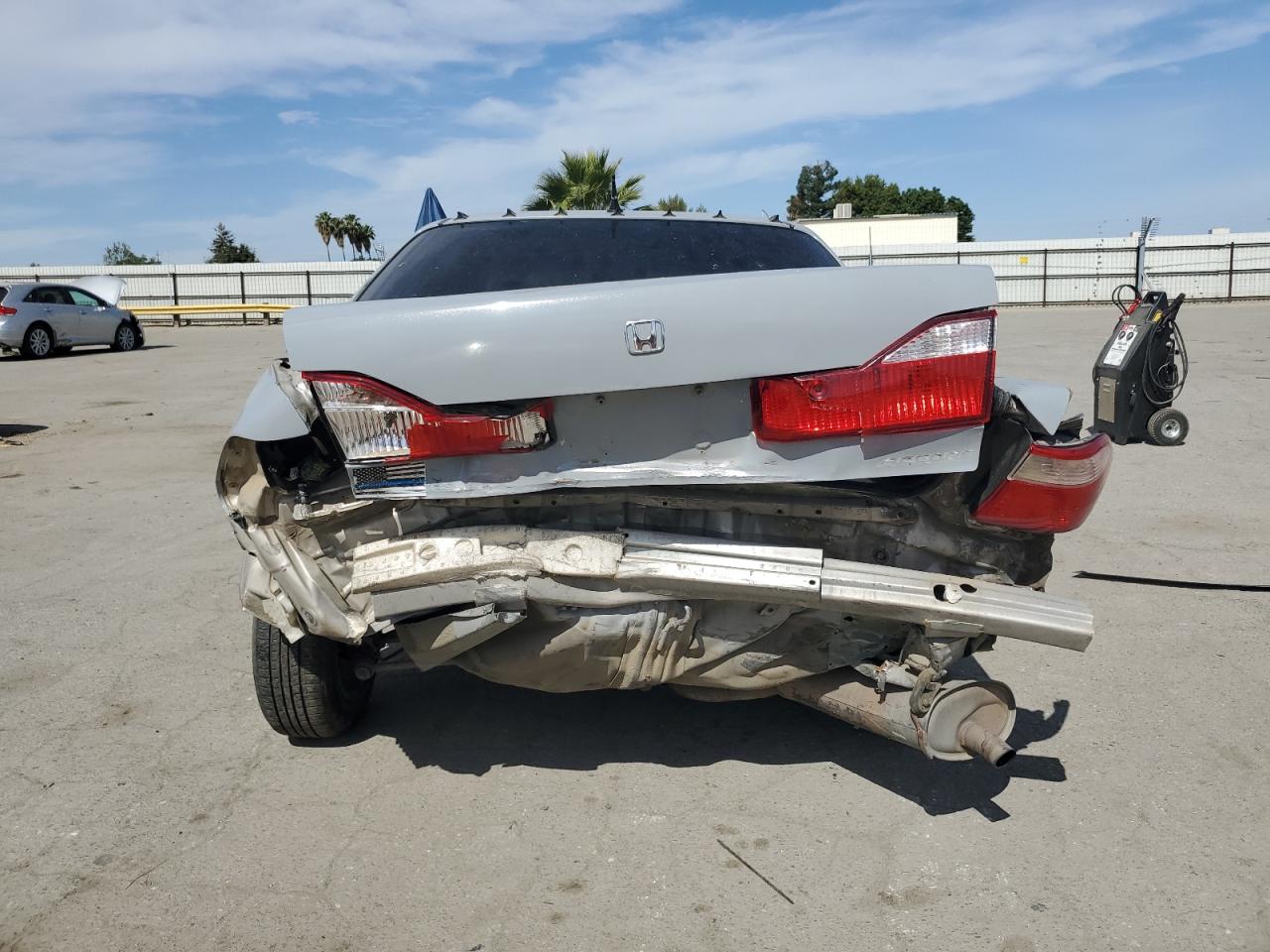 1999 Honda Accord Ex VIN: 1HGCG6672XA013595 Lot: 56992595