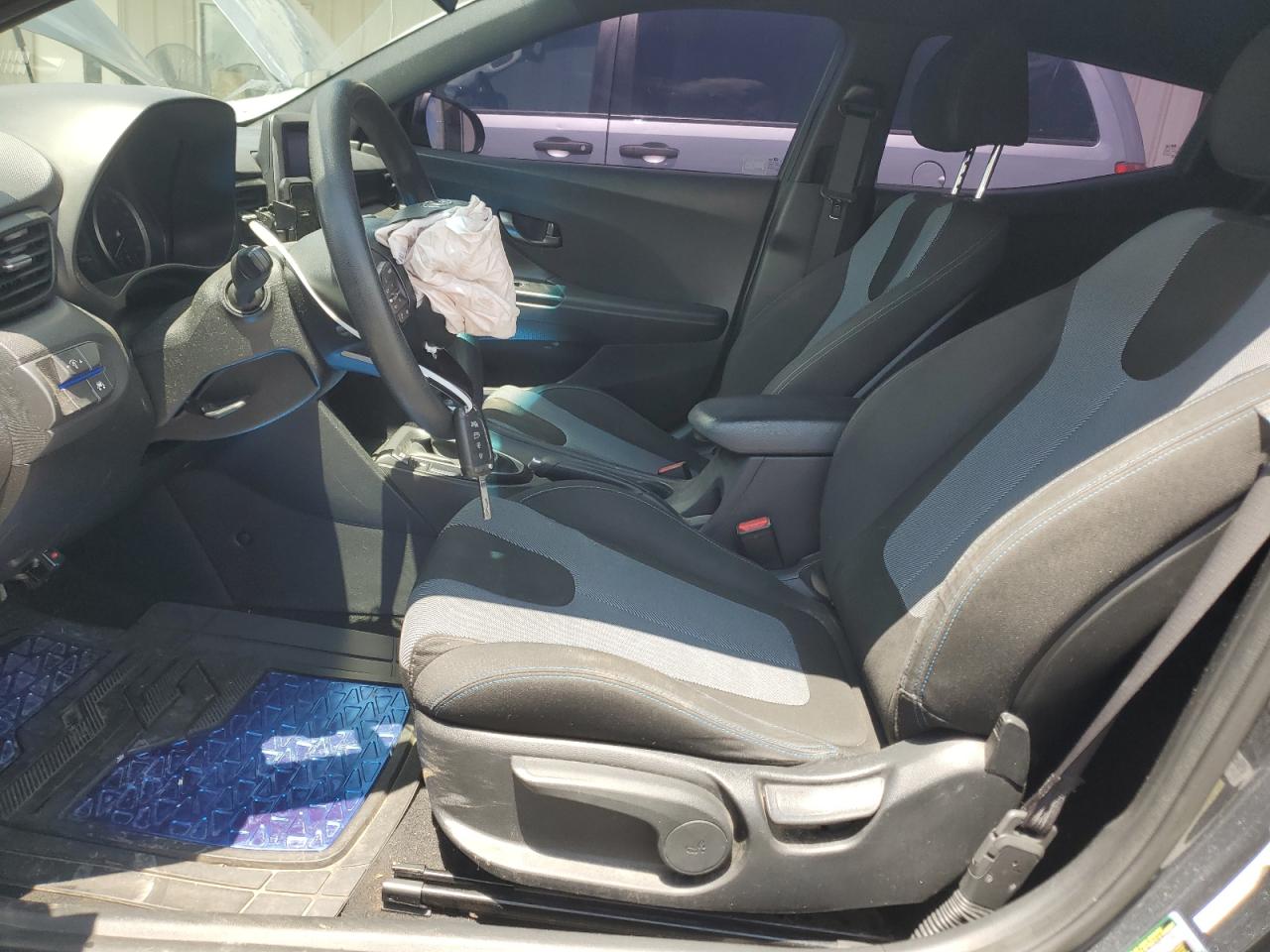 2019 Hyundai Veloster Base VIN: KMHTG6AF8KU019918 Lot: 56999235
