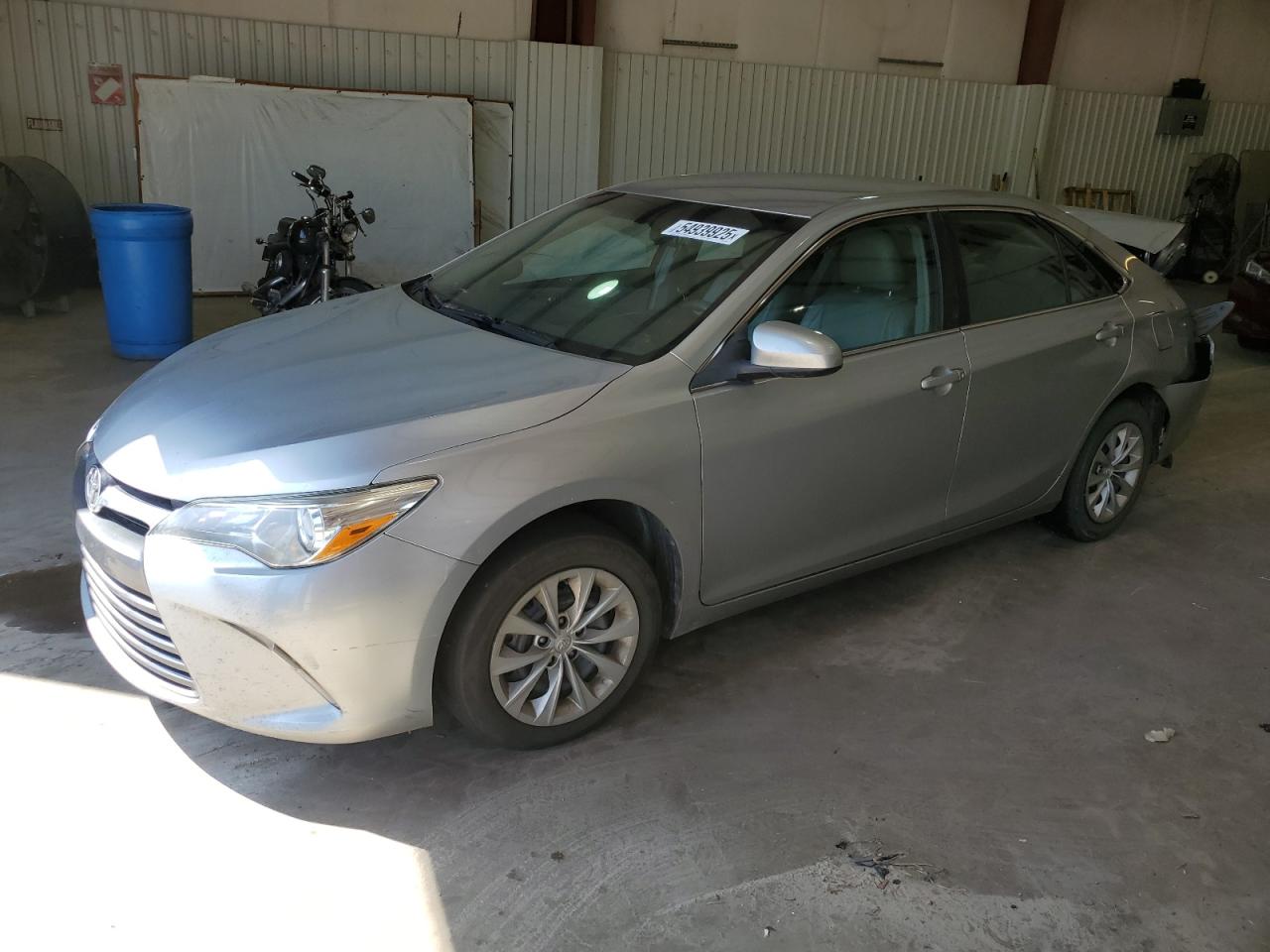 Lufkin, TX에서 판매 중인 2017 Toyota Camry Le - Rear End