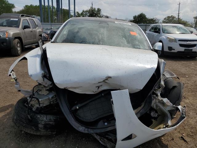  TESLA MODEL 3 2018 Белый