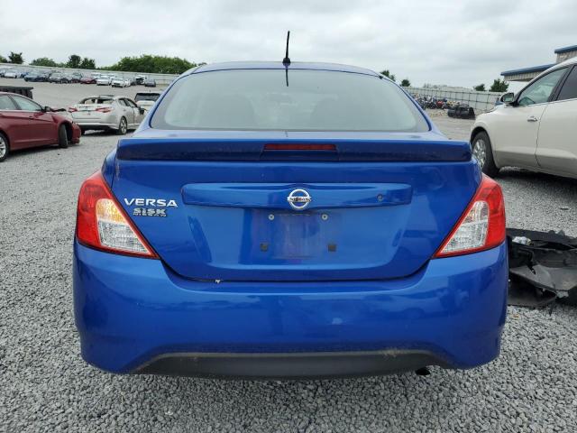  NISSAN VERSA 2017 Синий