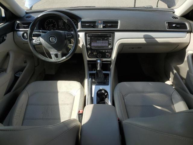  VOLKSWAGEN PASSAT 2013 Granatowy
